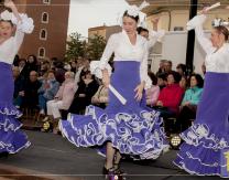 Muestra de trajes regionales amenizado por Ballet Embrujo